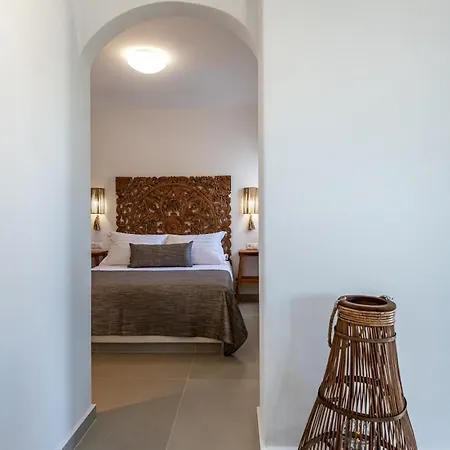 Remezzo Bayfront Apartahotel 4*