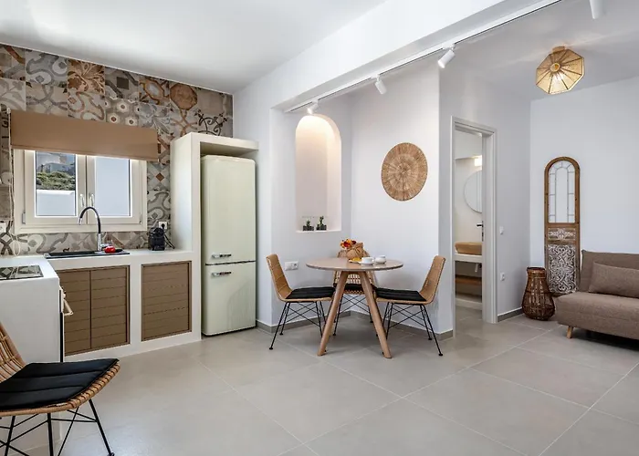 Remezzo Bayfront 4* ليفاذيا أستيبالياس